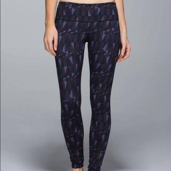 Lululemon Speed Legging Size: 2 - Picture 1 of 11